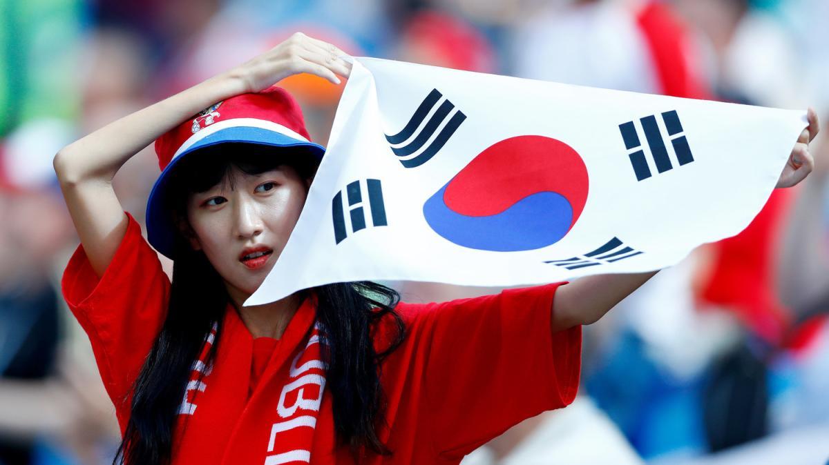 全市场:洪明甫遭社媒围攻,最后离开韩国前往美国暂避